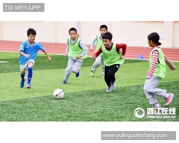 足球明星小土豆的成长之路与梦想追逐的精彩故事 足球明星小土豆的成长之路与梦想追逐的精彩故事