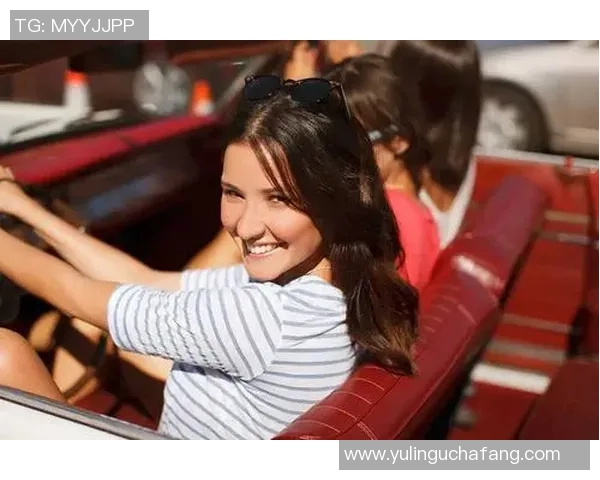 女生如何评价足球明星的魅力与实力分析与个人喜好结合的视角探讨