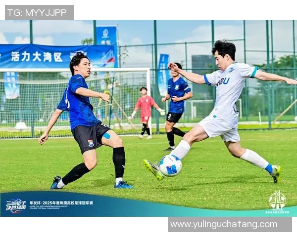 从小梦想到绿茵场足球明星们的成长与奋斗之路