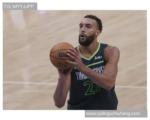 篮球明星爱德华兹的精彩瞬间与成长历程全记录 篮球明星爱德华兹的精彩瞬间与成长历程全记录